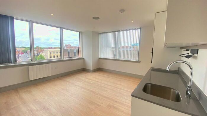 Studio To Rent In Market Square, Uxbridge, Greater London, UB8