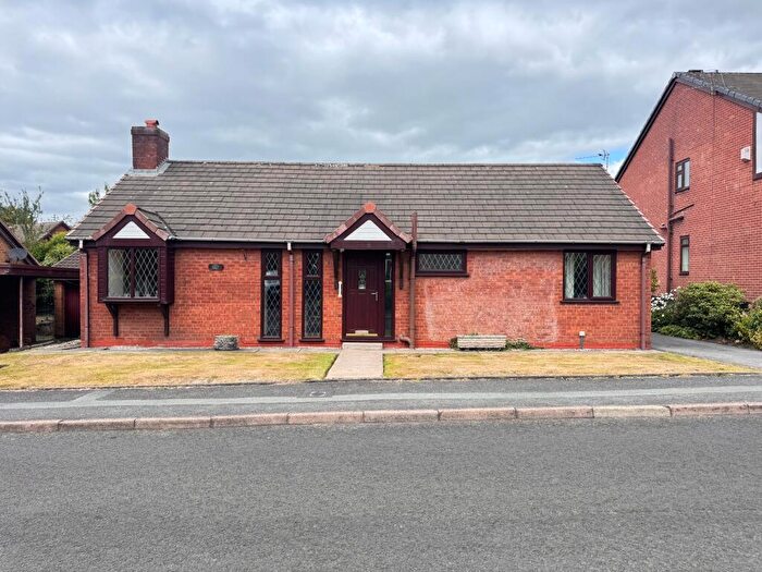 2 Bedroom Detached Bungalow To Rent In Burghley Drive, Radcliffe, Manchester, M26