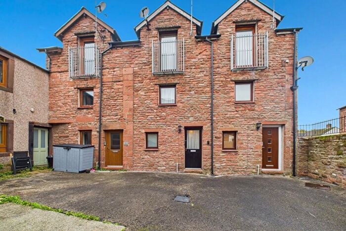 2 Bedroom Town House To Rent In Castlegate Mews, Castlegate, Penrith, Cumbria, CA11