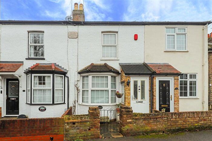 2 Bedroom Terraced House For Sale In Culvert Lane, Uxbridge, UB8