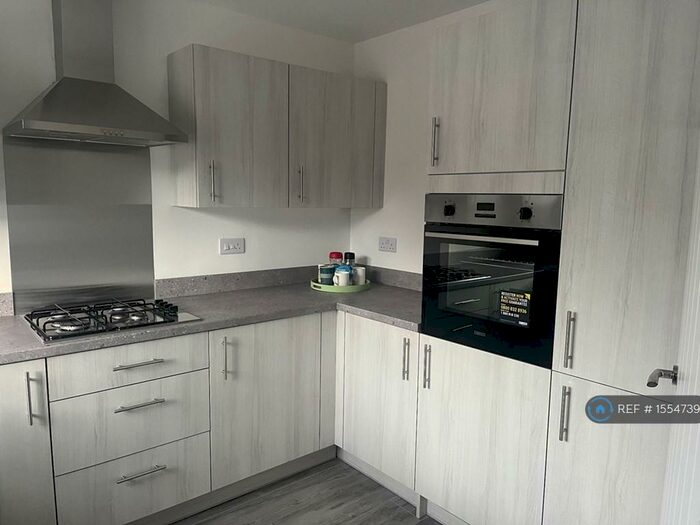 3 Bedroom Semi-Detached House To Rent In Turnberry Avenue, Blyth, NE24