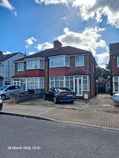 3 Bedroom Semi Detached House To Rent In Girton Avenue, London, NW9