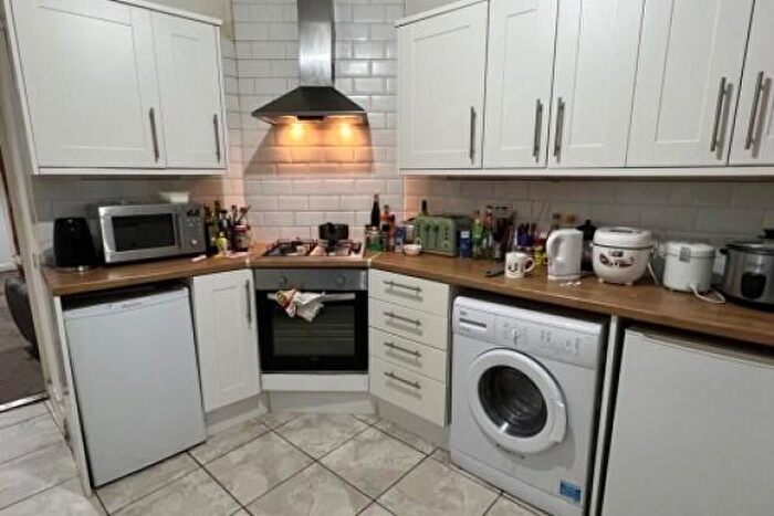 5 Bedroom Terraced House To Rent In Blackweir Terrace Cardiff, CF10