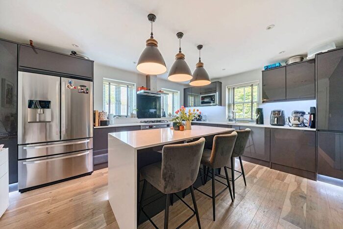 4 Bedroom Barn Conversion To Rent In Brook Farm, Worplesdon, Guildford, GU3
