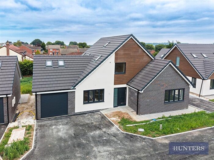 4 Bedroom Detached House For Sale In Scarborough Road, Bridlington, YO16