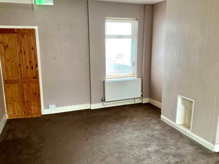 2 Bedroom Terraced House For Sale In Nightingale Road, Dover, CT16