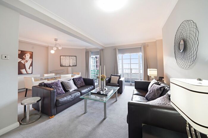 2 Bedroom Property To Rent In Dorset House, Gloucester Place, NW1