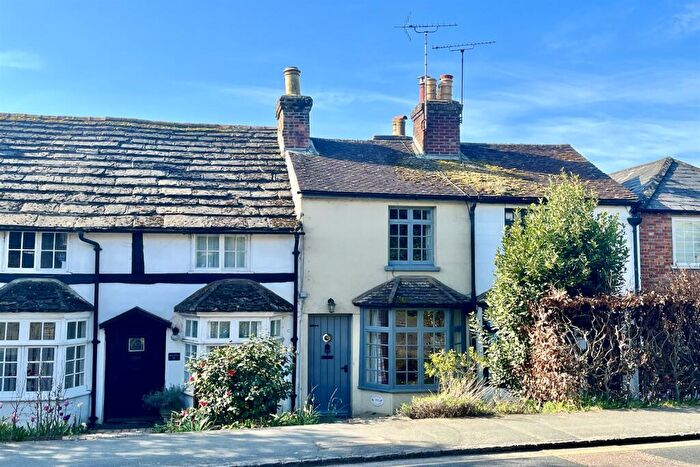 2 Bedroom Terraced House To Rent In Lower Street, Pulborough, RH20