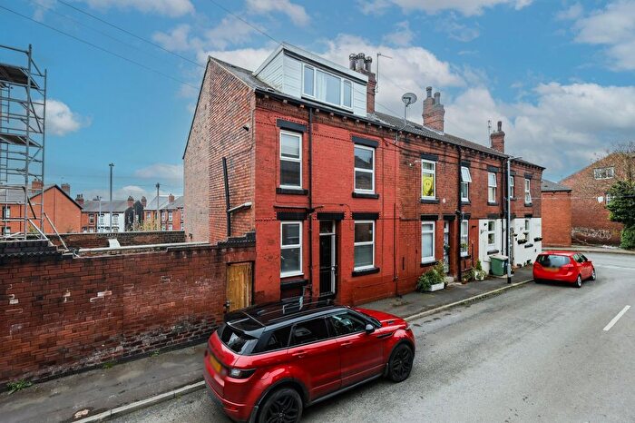 2 Bedroom Terraced House For Sale In Arley Terrace, Leeds, West Yorkshire, LS12