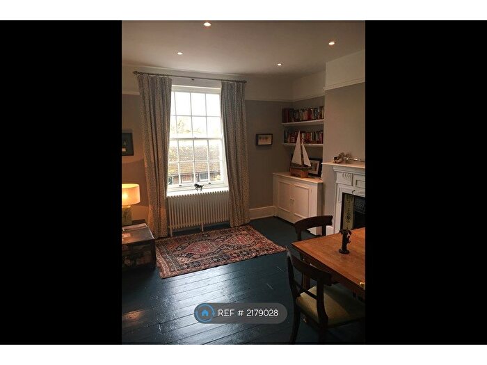 1 Bedroom Flat To Rent In Jeffreys Road, London, SW4