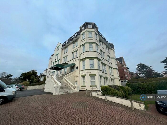 2 Bedroom Flat To Rent In Carlton Court, Bournemouth, BH1