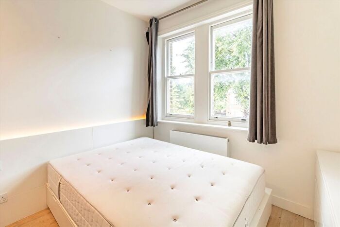1 Bedroom Flat To Rent In Denbigh Road, Ealing, W13