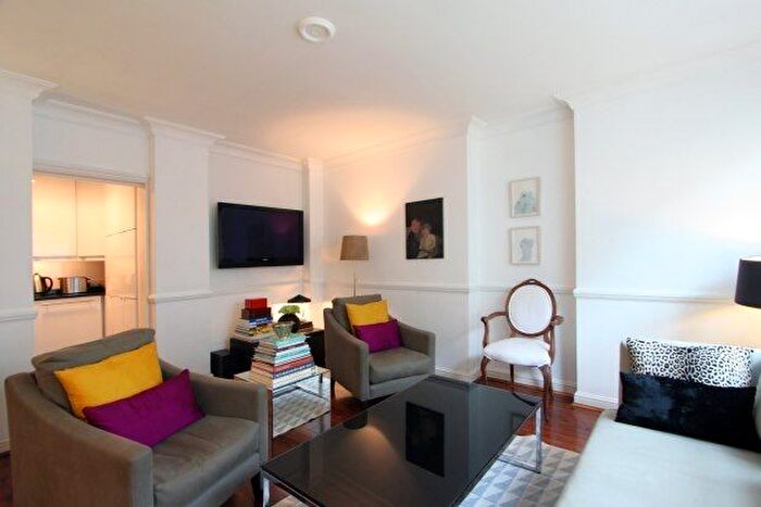 2 Bedroom Flat To Rent In Ladbroke Grove, North Kensington, W10