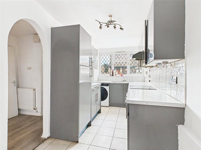 3 Bedroom Terraced House To Rent In Devonshire Road, Croydon, CR0