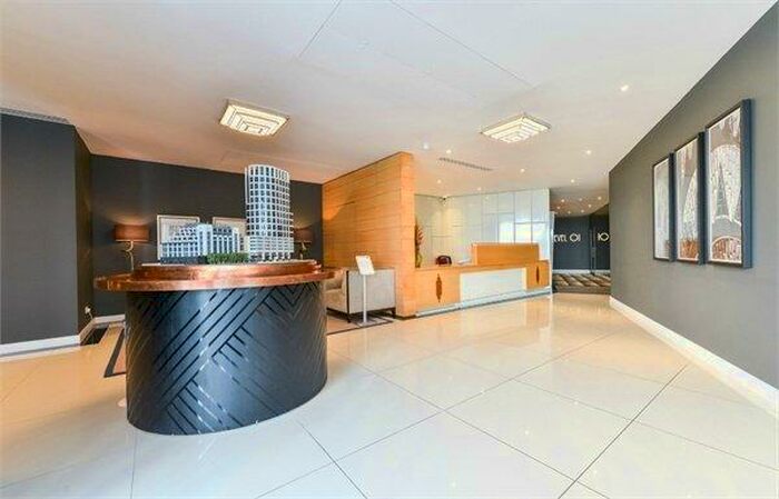 2 Bedroom Apartment To Rent In Eagle Point, City Road, London, EC1V
