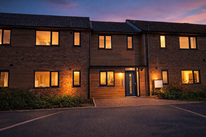 1 Bedroom Flat To Rent In Stratton Road, Swindon, SN1