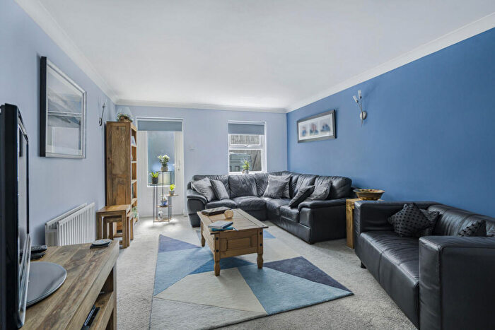 4 Bedroom Detached House For Sale In Main Street, Grendon Underwood, HP18