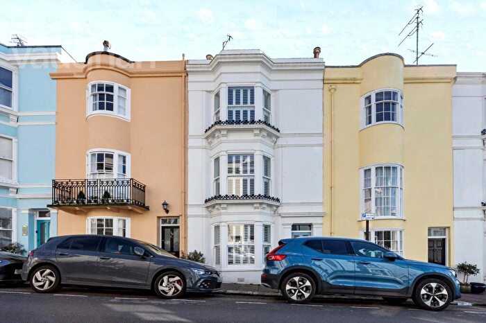 3 Bedroom Terraced House For Sale In Temple Street, Brighton, East Sussex, BN1