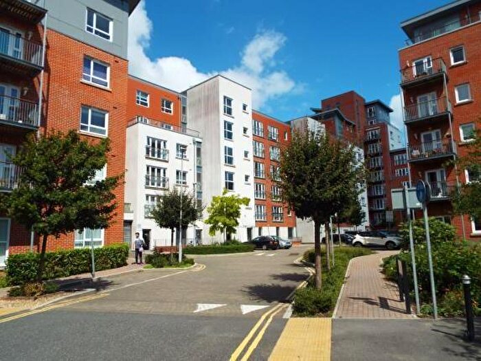 1 Bedroom Flat To Rent In Avenel Way, Poole, BH15