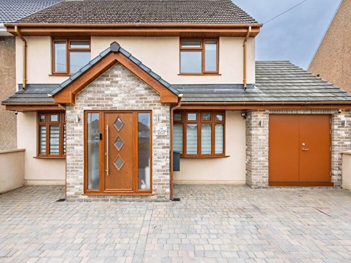 3 Bedroom Property For Sale In Upland Road, Pontllanfraith, Blackwood, NP12