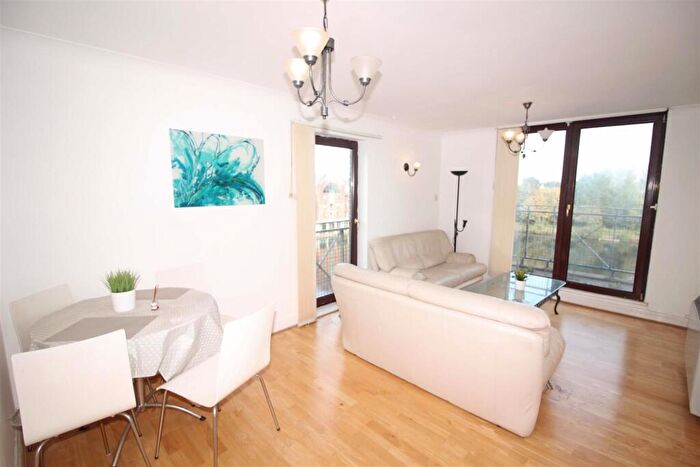 2 Bedroom Apartment To Rent In York Court, Schooner Way, Cardiff, CF10