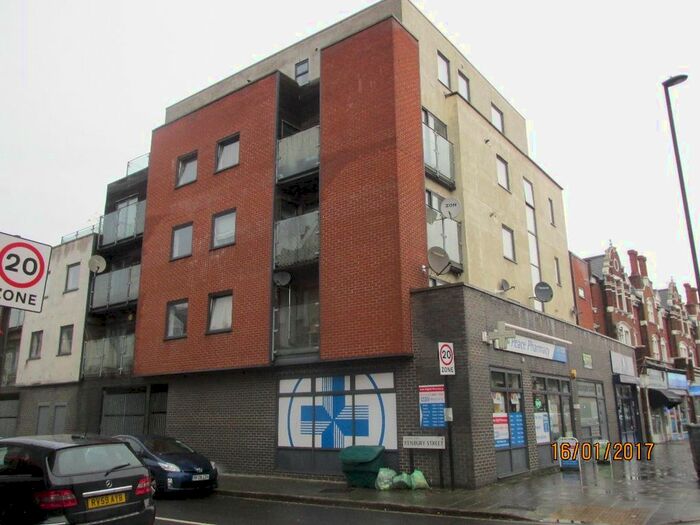 2 Bedroom Flat To Rent In Coldharbour Lane, Camberwell, London, SE5