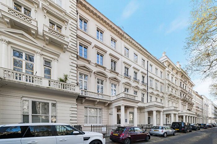 1 Bedroom Flat For Sale In Westbourne Terrace, Bayswater, London, W2