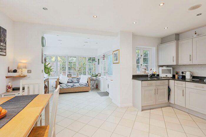 3 Bedroom End Terrace House For Sale In Southbank, Swanley, BR8