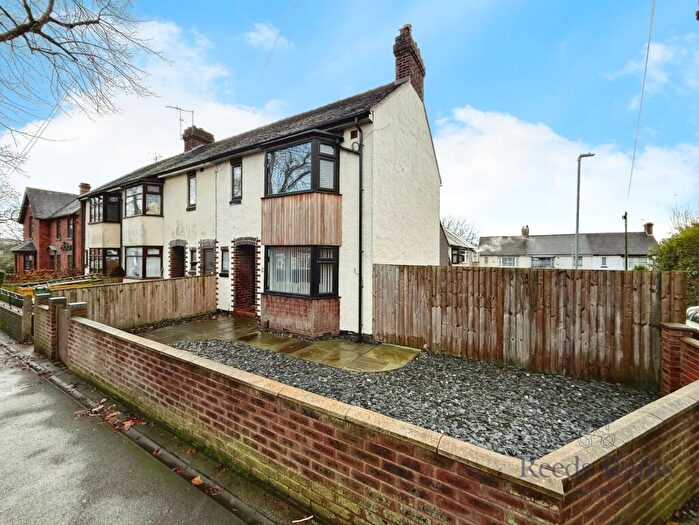 3 Bedroom End Of Terrace House For Sale In Albert Street, Newcastle, Staffordshire, ST5