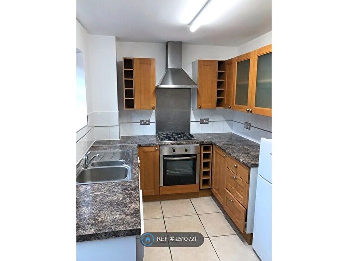 1 Bedroom Terraced House To Rent In Finch Close, Oxford, OX3