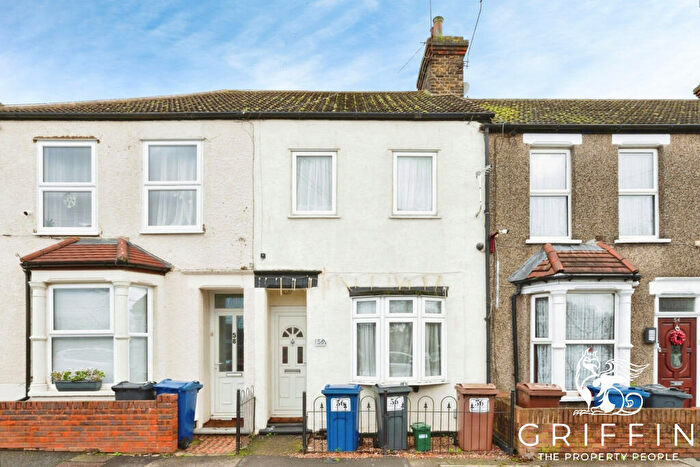 2 Bedroom Terraced House To Rent In Whitehall Lane, Grays, RM17