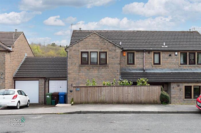 3 Bedroom Semi-Detached House For Sale In Barnfield Close, Colne, BB8