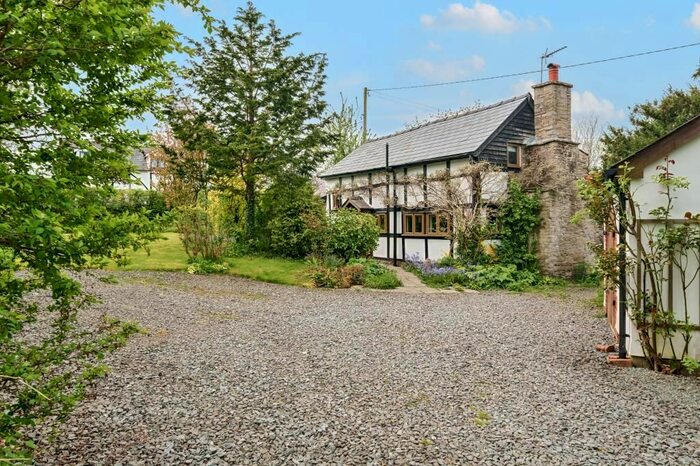 4 Bedroom Cottage For Sale In Lyonshall, Herefordshire, HR5