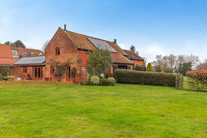 5 Bedroom Barn Conversion For Sale In Middleton Moor, Middleton, Saxmundham, IP17