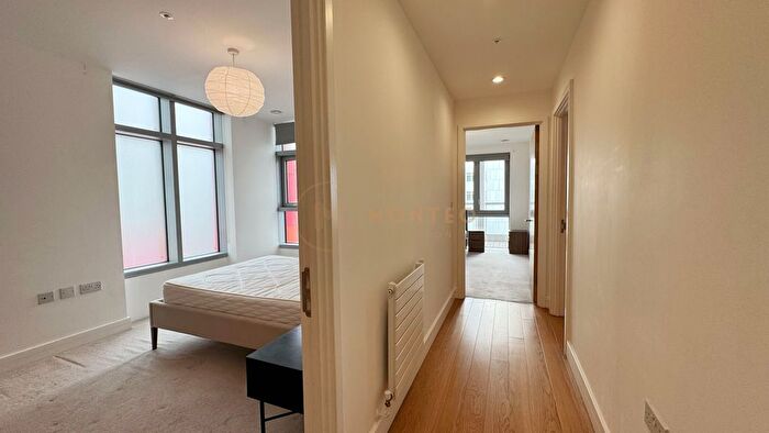 2 Bedroom Flat To Rent In Barking Road, London, E16
