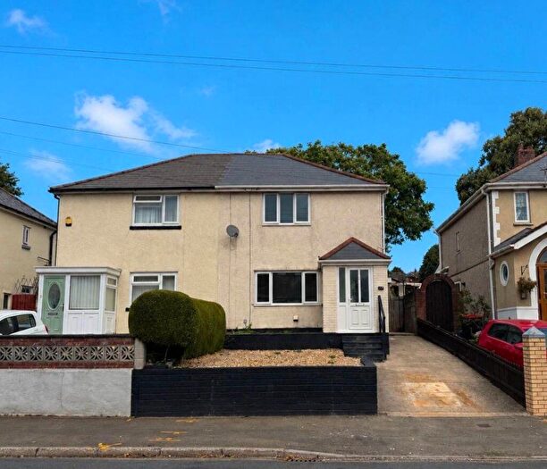 3 Bedroom House To Rent In Aberthaw Road, Newport, NP19