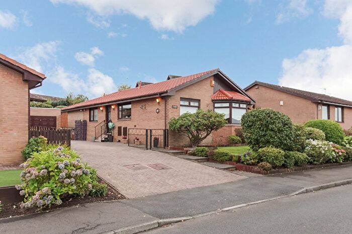 2 Bedroom Bungalow For Sale In Turnhill Drive, Erskine, Renfrewshire, PA8