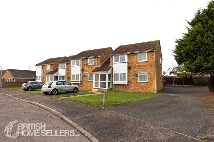 1 Bedroom Flat For Sale In Havering Close, Clacton-On-Sea, Essex, CO15