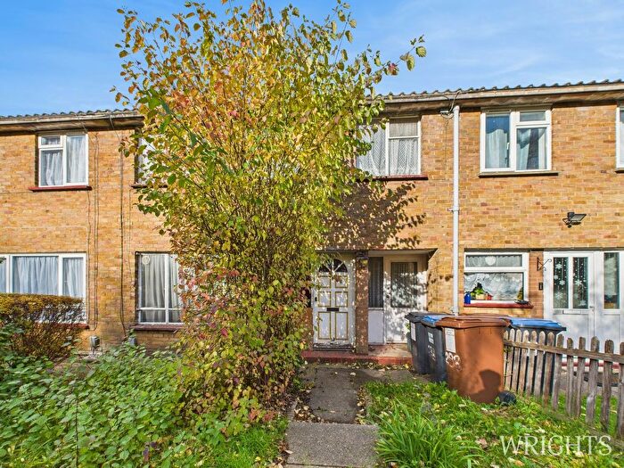 3 Bedroom Terraced House For Sale In Bishops Rise, Hatfield, AL10