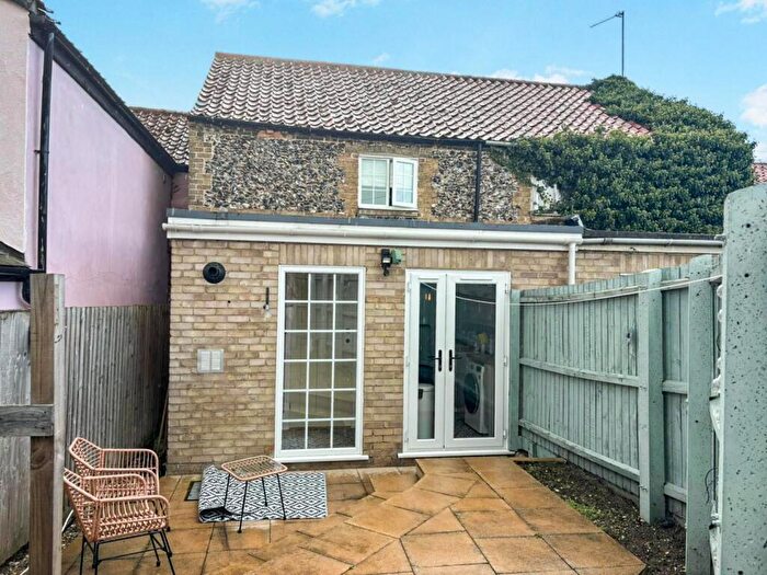 2 Bedroom Terraced House For Sale In High Street, Lakenheath, IP27