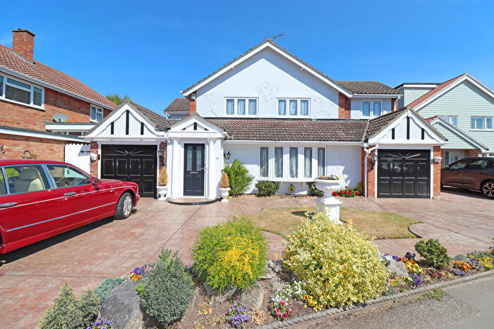 4 Bedroom Detached House For Sale In Chaplin Road, East Bergholt, CO7