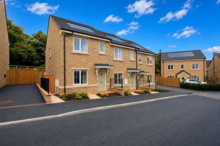 2 Bedroom Terraced House For Sale In Whernside Road, Skipton, BD23