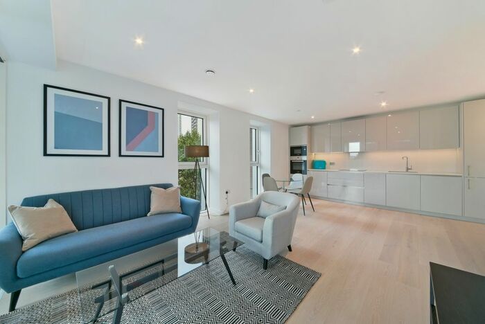 2 Bedroom Flat To Rent In Hurlock Heights, Elephant Park, Deacon Street, Elephant Amp; Castle, London, SE17