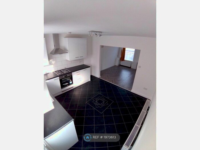 3 Bedroom Terraced House To Rent In Vine Terrace, Hucknall, Nottingham, NG15