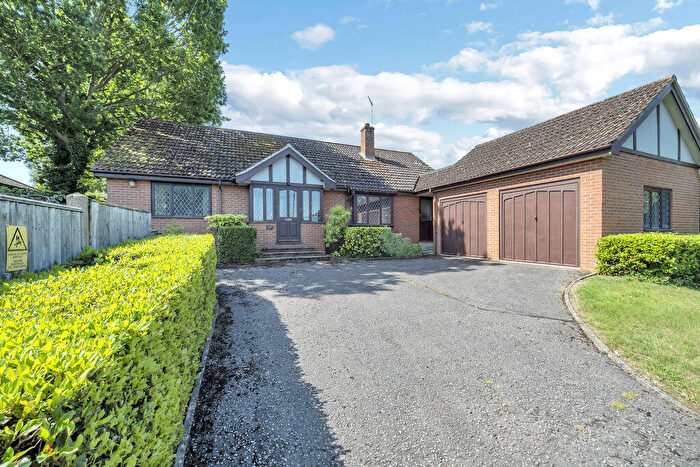 3 Bedroom Bungalow For Sale In Barons Road, Bury St. Edmunds, IP33