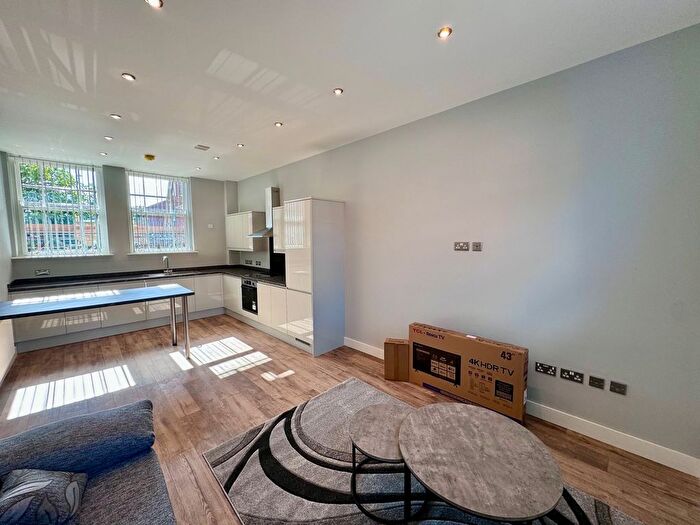 2 Bedroom Flat To Rent In North Sherwood Street, Nottingham, NG1