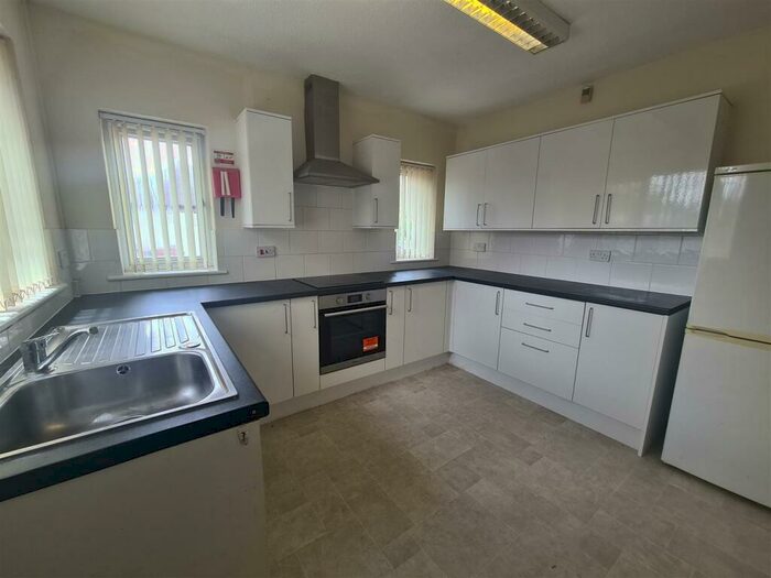 1 Bedroom Flat To Rent In Bristol Road South, Rednal, Birmingham, B45