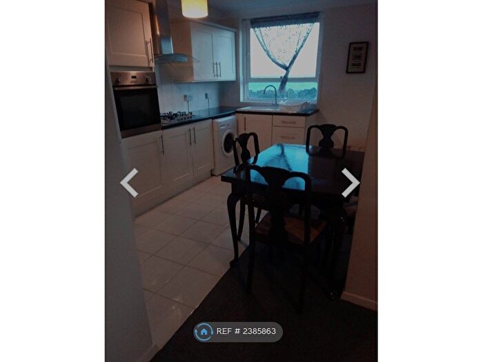 2 Bedroom Flat To Rent In Chiltern Coleman St., Southend, SS2