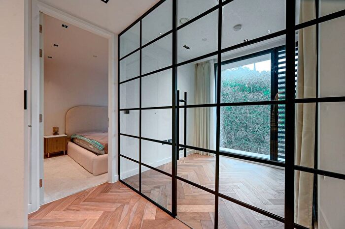 3 Bedroom Flat To Rent In Plot, One Cluny Mews, Cluny Mews, London, Eg, Earls Court, London, SW5