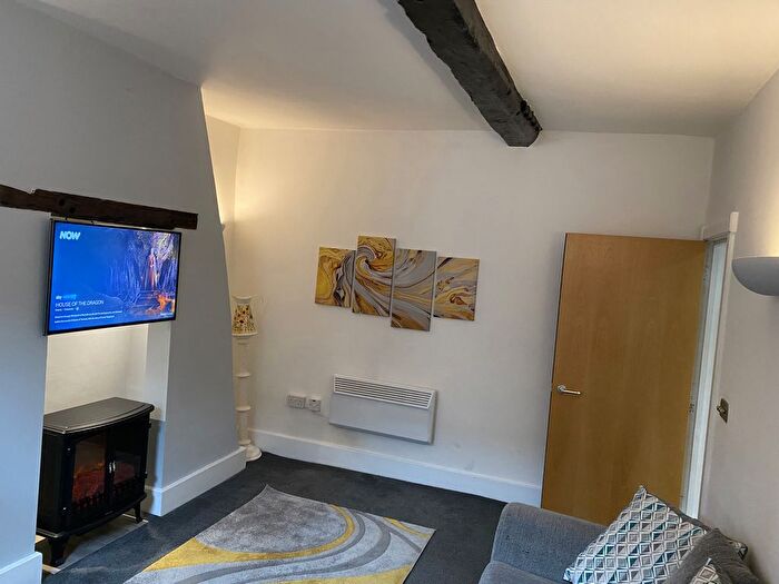 1 Bedroom Flat To Rent In Chamberlain House, High Street, Coleshill, B46